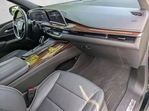 Used 2023 Cadillac Escalade Premium Luxury AWD/4WD image 24