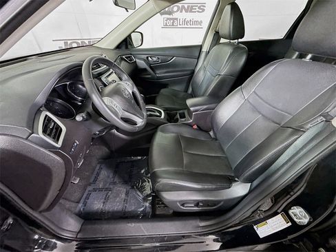 Used 2015 Nissan Rogue SL w/ SL Premium Package image 25