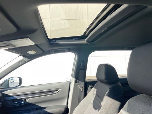 Certified 2025 Honda CR-V Sport image 29
