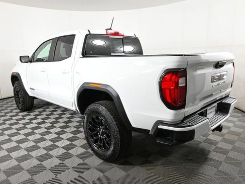 New 2026 GMC Canyon Elevation w/ Convenience Package image 3