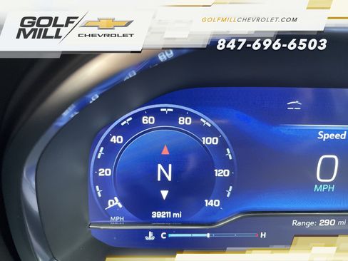Used 2024 Chevrolet Suburban Premier AWD/4WD image 23