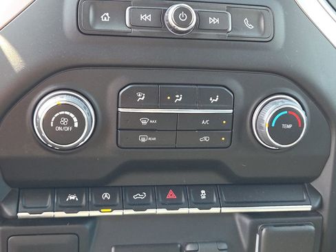 Used 2022 Chevrolet Silverado 1500 Custom w/ LPO, Dark Essentials Package AWD/4WD image 22
