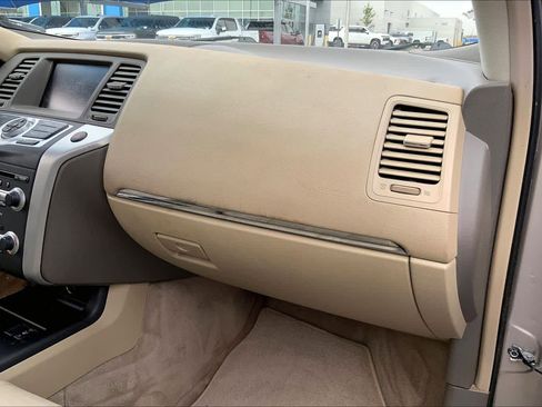 Used 2009 Nissan Murano SL w/ Technology Pkg FWD image 18