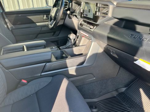 Certified 2025 Toyota Tundra SR AWD/4WD image 7
