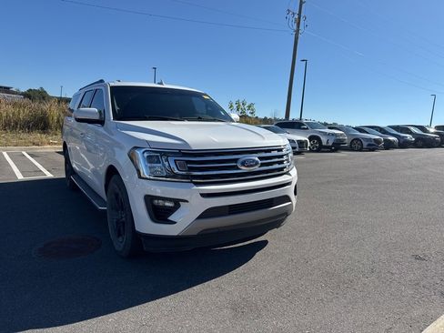 Used 2021 Ford Expedition Max XLT image 1