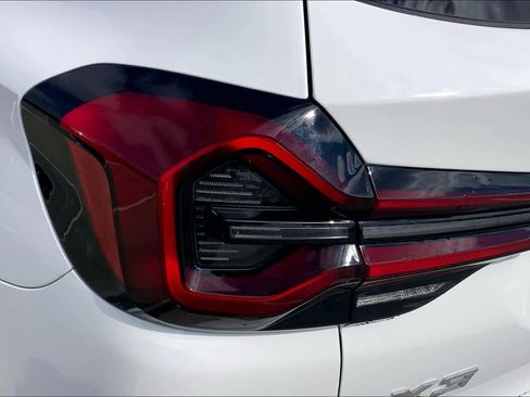 Used 2023 BMW X3 xDrive30i w/ Premium Package image 28