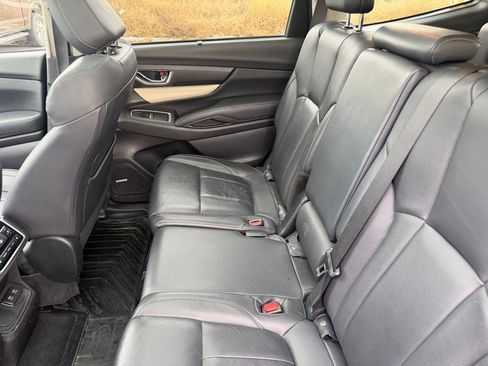 Used 2019 Subaru Ascent Limited w/ Popular Package #3 AWD/4WD image 28