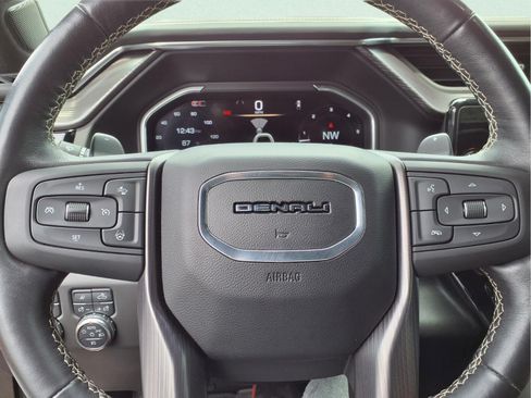 Used 2024 GMC Sierra 1500 Denali Ultimate AWD/4WD image 13