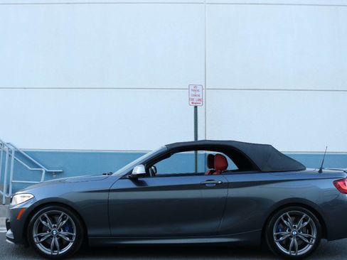 Used 2015 BMW M235i Convertible image 11