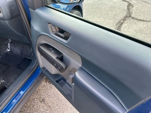 Used 2024 Ford Maverick Lariat w/ Black Appearance Package image 27