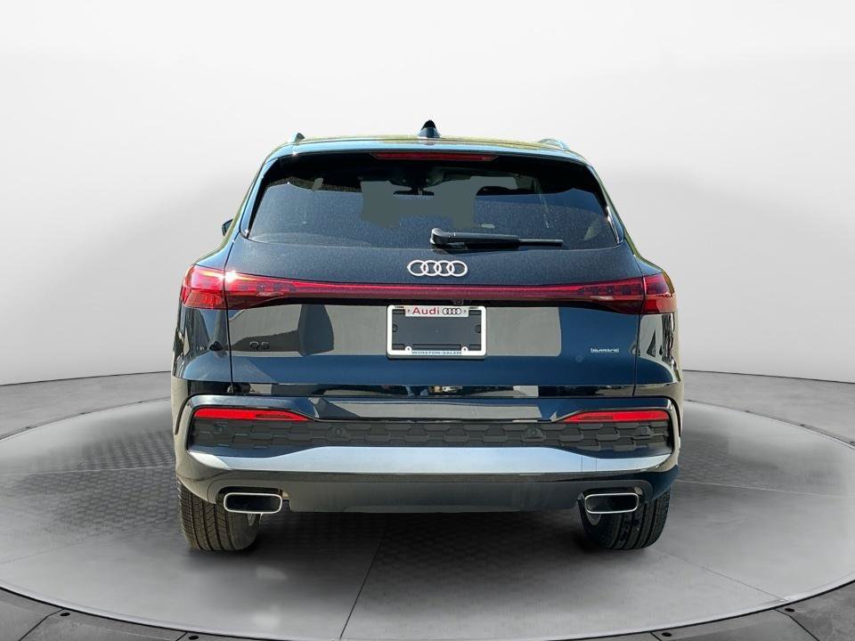 Used 2025 Audi Q5 Premium Plus w/ Premium Plus AWD/4WD image 6