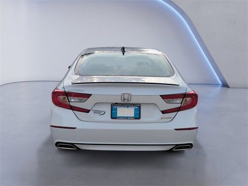 Used 2022 Honda Accord Sport image 8