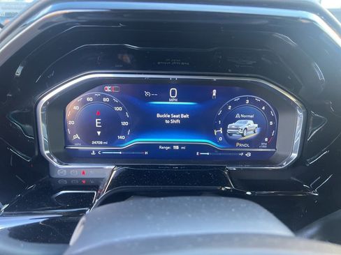 Used 2025 Chevrolet Silverado 1500 LT image 52