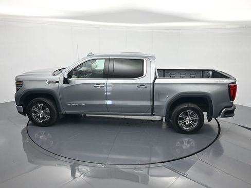 Used 2025 GMC Sierra 1500 SLT AWD/4WD image 36