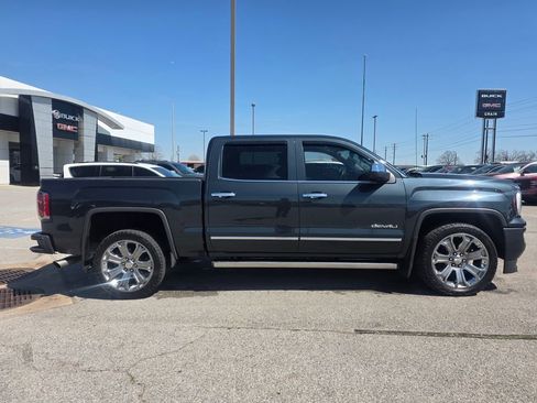 Used 2018 GMC Sierra 1500 Denali w/ Denali Ultimate Package image 9