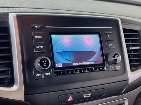 Used 2019 Honda Ridgeline Sport image 13