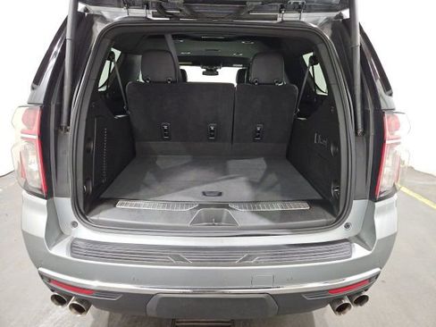 Used 2023 Chevrolet Suburban Premier AWD/4WD image 14