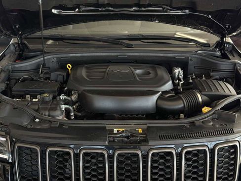 Used 2021 Jeep Grand Cherokee Limited X image 21