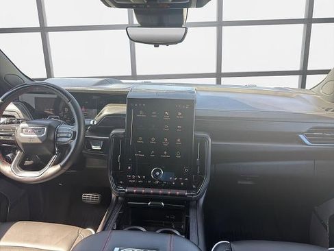 Used 2025 GMC Yukon AT4 Ultimate w/ LPO, Floor Liner Package AWD/4WD image 19