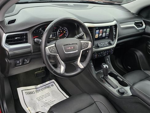 Used 2018 GMC Acadia SLT image 16
