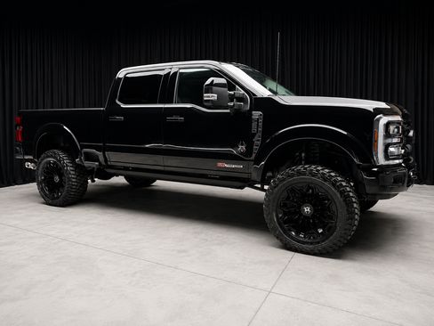 Used 2026 Ford F250 Lariat w/ Black Appearance Package AWD/4WD image 4