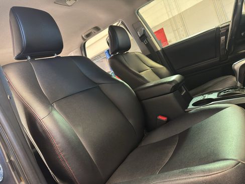 Used 2016 Toyota 4Runner TRD Pro AWD/4WD image 21