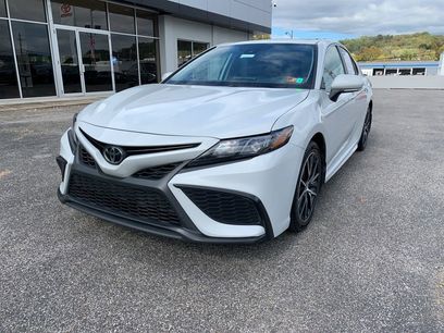 Used 2023 Toyota Camry SE w/ Cold Weather Package