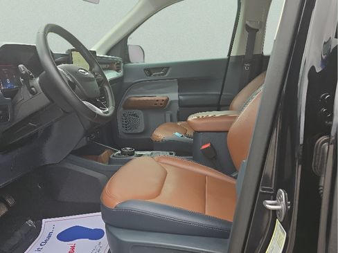 Used 2024 Ford Maverick Lariat AWD/4WD image 5
