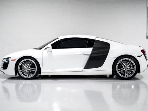 Used 2009 Audi R8 V8 image 6