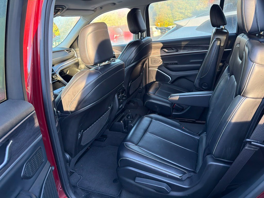 Used 2021 Jeep Grand Cherokee L Limited AWD/4WD image 13