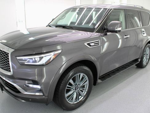 Used 2023 INFINITI QX80 Luxe w/ Cargo Package AWD/4WD image 5