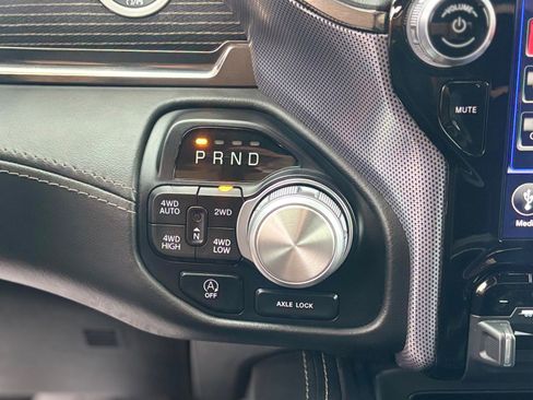 Used 2020 RAM 1500 Limited image 38