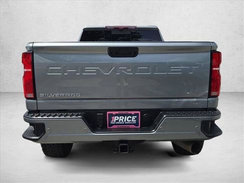 Used 2024 Chevrolet Silverado 2500 High Country w/ High Country Premium Package AWD/4WD image 7