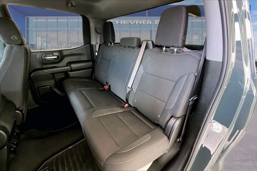 Used 2025 Chevrolet Silverado 1500 Custom Trail Boss w/ Dark Appearance Package AWD/4WD image 19