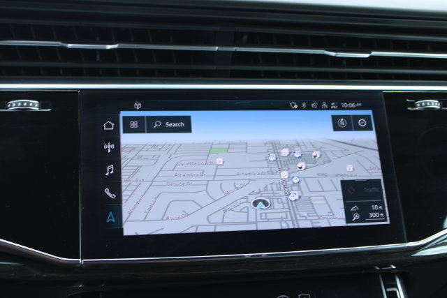 Used 2022 Audi SQ8 Prestige w/ Prestige Package AWD/4WD image 25