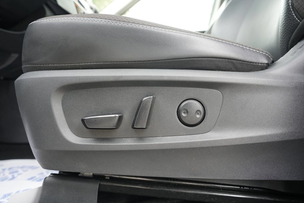 Used 2024 Nissan Pathfinder SL w/ SL Premium Package AWD/4WD image 25