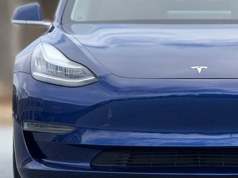 Used 2020 Tesla Model 3 Standard Range Plus image 13