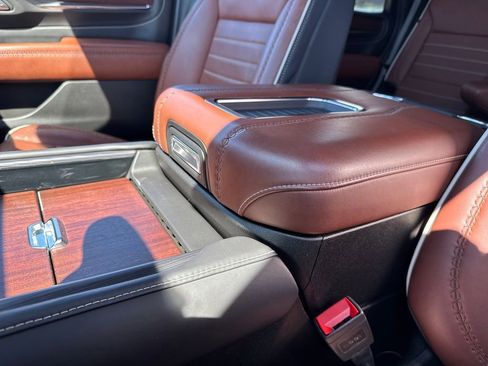 Certified 2024 GMC Yukon Denali Ultimate AWD/4WD image 48