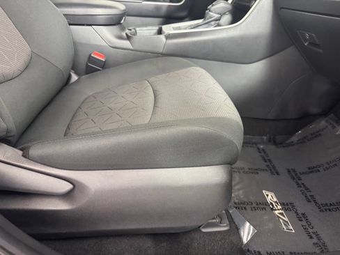 Used 2024 Toyota RAV4 XLE w/ Convenience Package FWD image 34