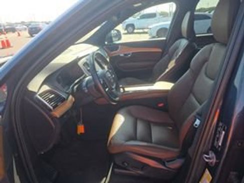 Used 2023 Volvo XC90 B6 Plus w/ Protection Package Premier AWD/4WD image 8