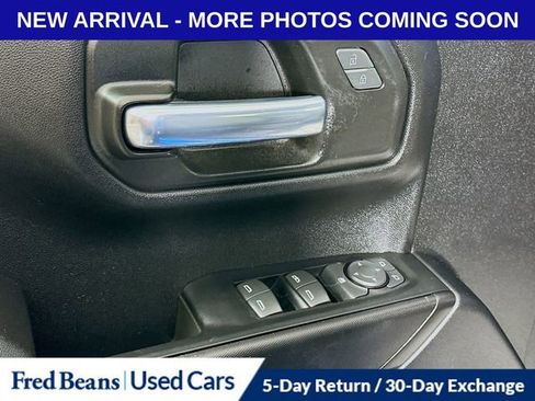 Used 2022 Chevrolet Silverado 1500 Custom image 19