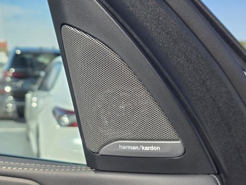 New 2026 BMW X7 xDrive40i w/ M Sport Package image 28