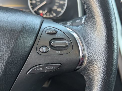 Used 2023 Nissan Murano SV AWD/4WD image 19