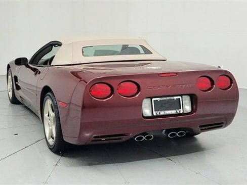 Used 2003 Chevrolet Corvette Convertible w/ Preferred Equipment Group1 image 4