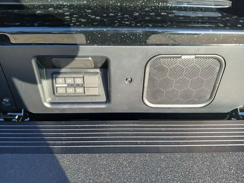 New 2026 GMC Sierra 2500 Denali Ultimate w/ LPO, Black Badging Package image 19