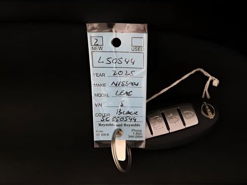 Used 2025 Nissan Leaf S FWD image 17