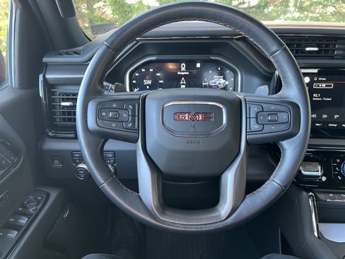 Used 2022 GMC Sierra 1500 AT4 w/ AT4 Premium Package image 13