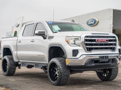 Used 2019 GMC Sierra 1500 SLE w/ SLE Value Package