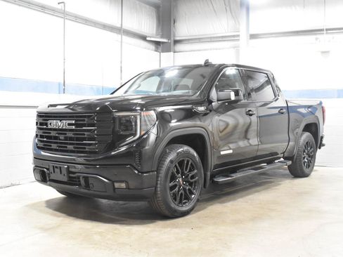Used 2024 GMC Sierra 1500 Elevation w/ Elevation Premium Package AWD/4WD image 7