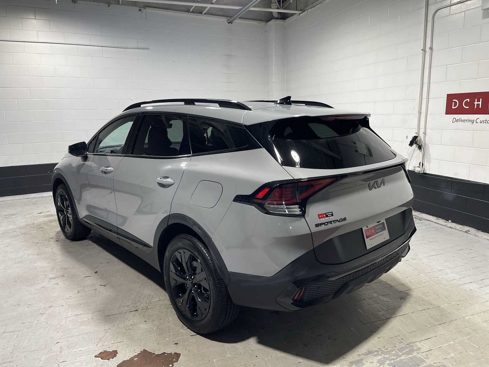 Used 2025 Kia Sportage X-Line AWD/4WD image 4